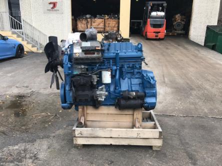 International DT466E