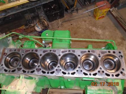John Deere 13.5L