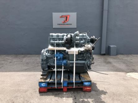 Mack E7