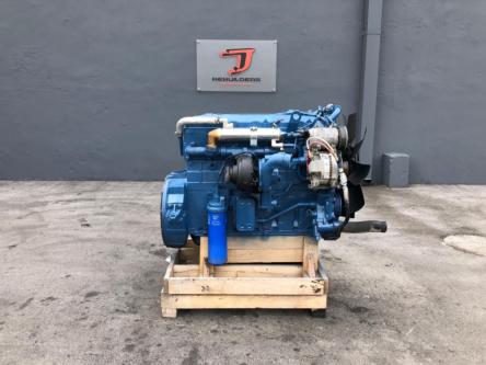 International DT466E 210HP