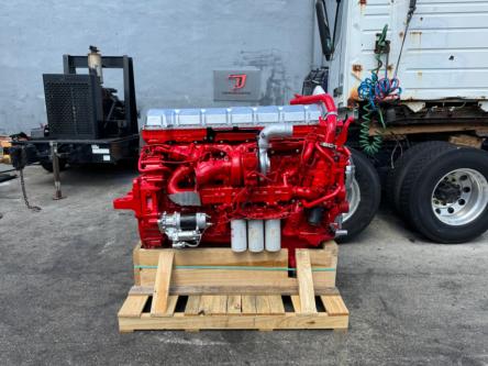 Mack MP8 (EPA13)