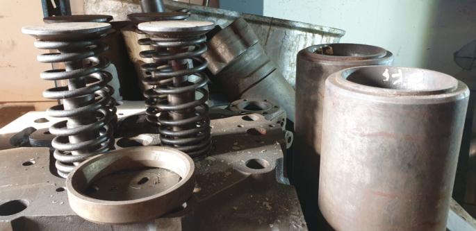 MaK Cylinder head